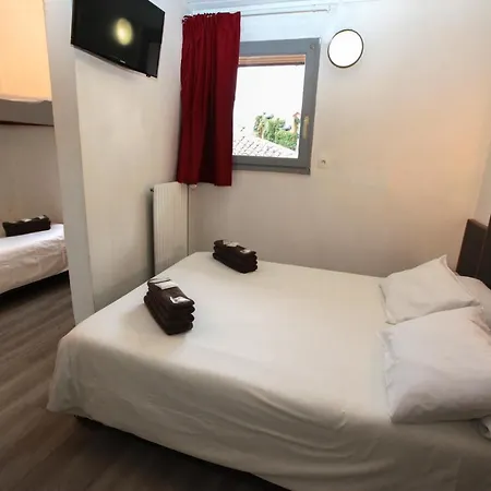 ホテル オテル ラ シャルトリューズ