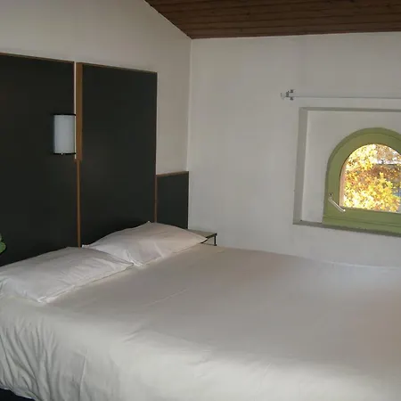 菈沙特勒斯酒店