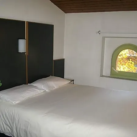 Hotel La Chartreuse 2*