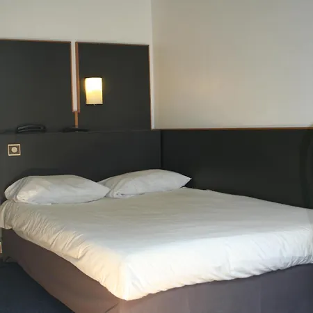 菈沙特勒斯酒店 酒店