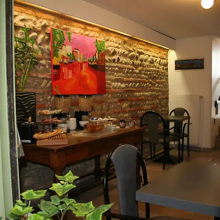 菈沙特勒斯酒店