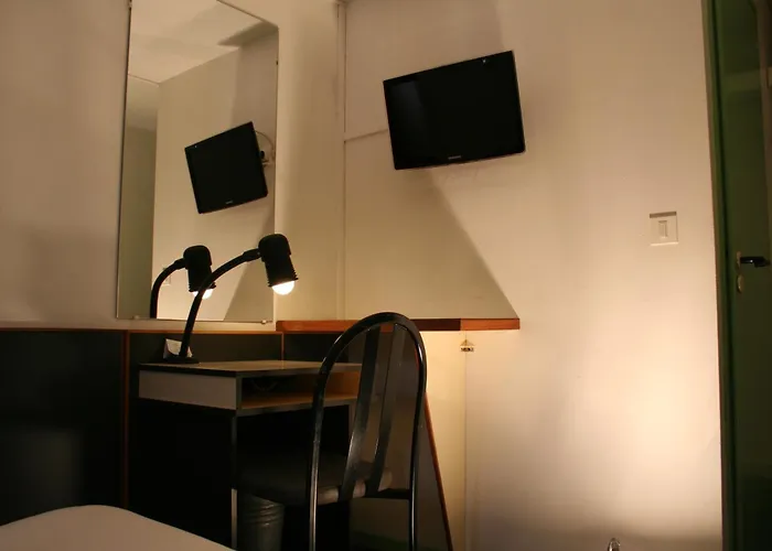 Hotel La Chartreuse 2*