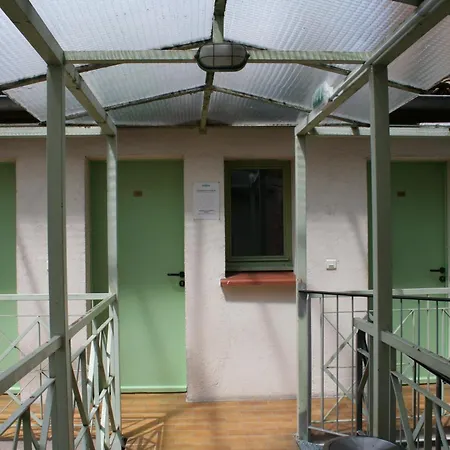 Hotel La Chartreuse 2*