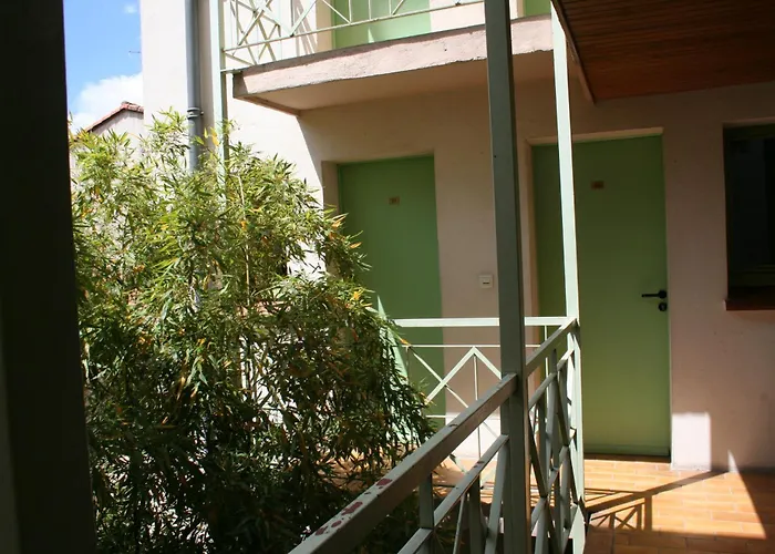 Hotel La Chartreuse 2*