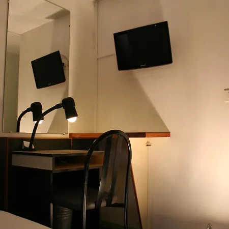 호텔 La Chartreuse 2*